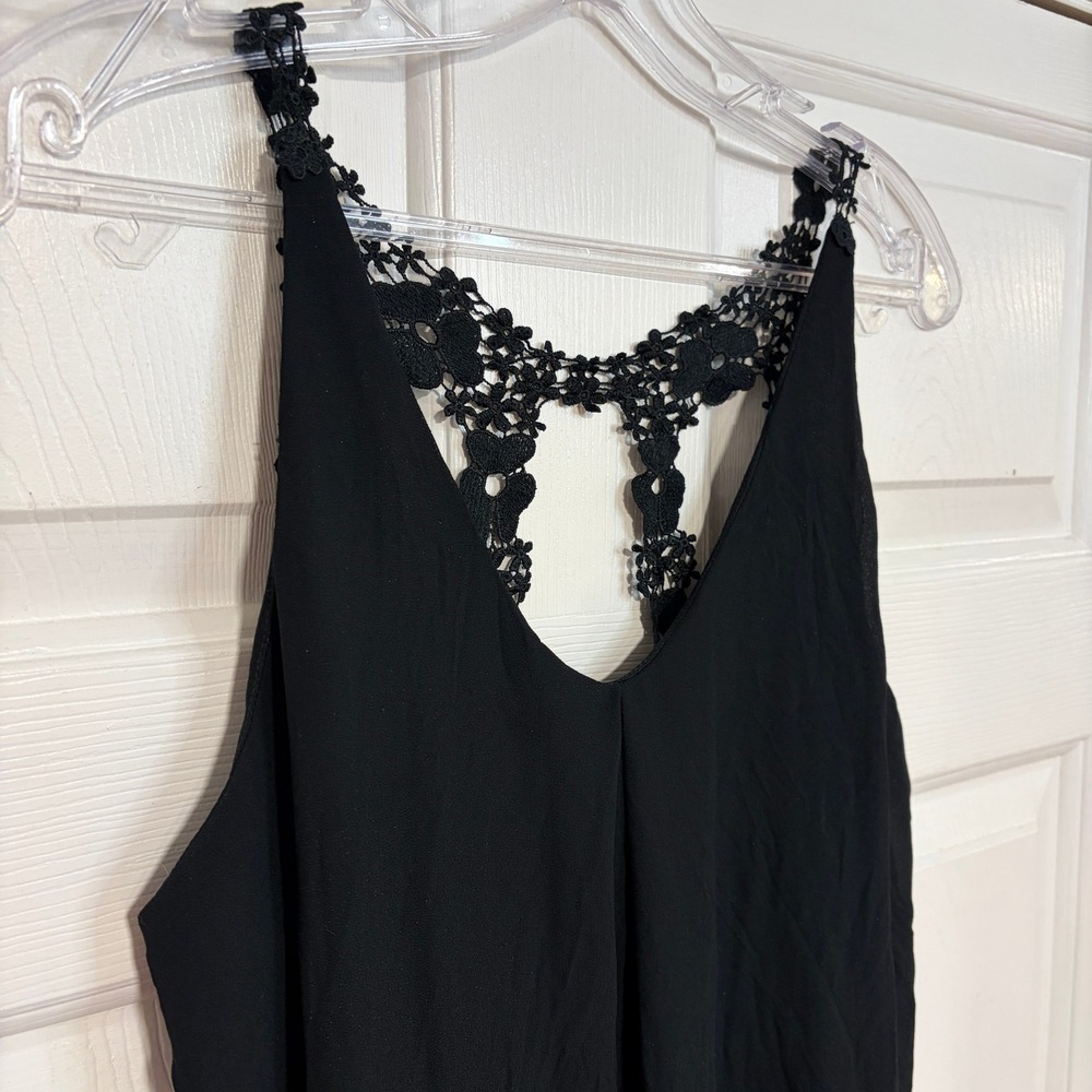 MiAmi Lace Open Back Black Shift Dress M Sleeveless Mini Short Loose Party Dance